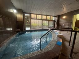 屋内の大浴場