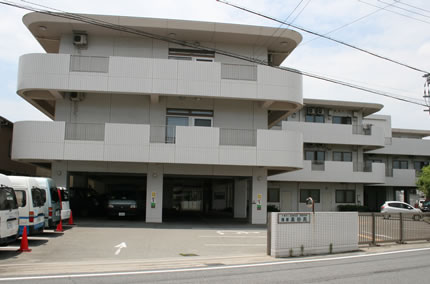 介護老人保健施設 播磨高砂苑の外観