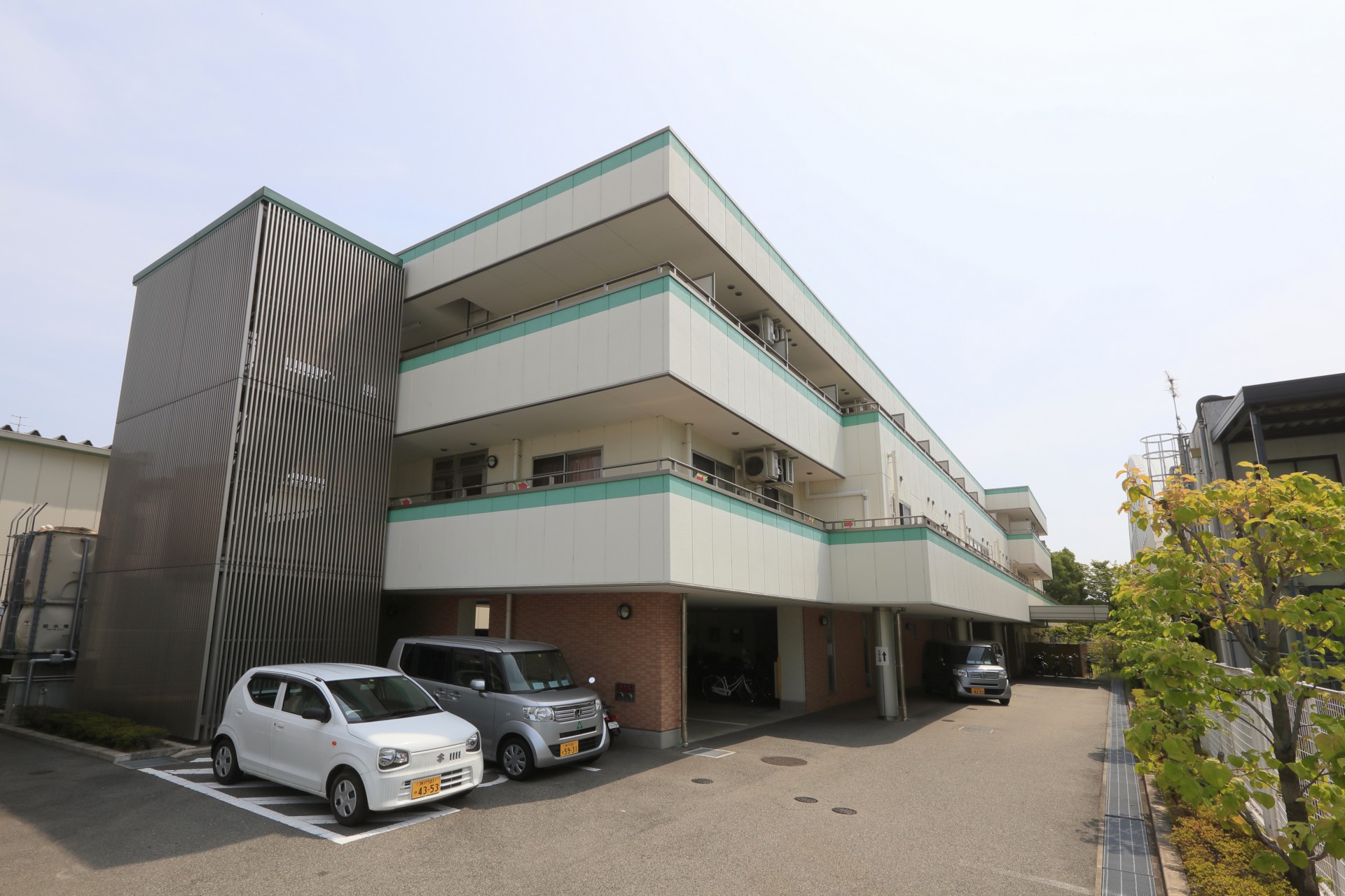 社会医療法人中央会 ショートステイ ローランドの外観