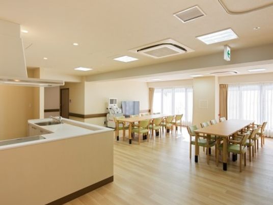 広々とした清潔な食堂