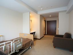 広々居室の光景