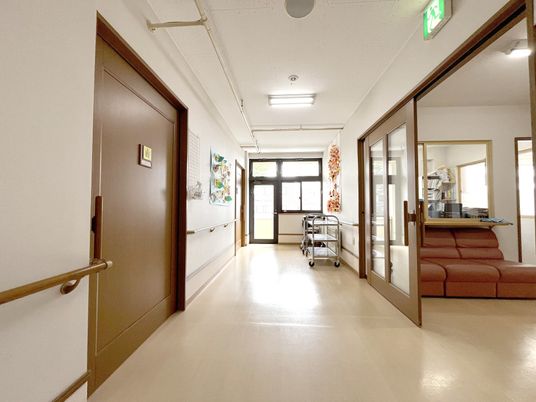 明るい廊下