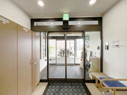 広々としたエントランス