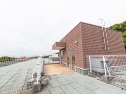 開放的な屋上広場