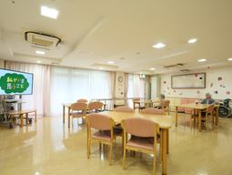 明るい集いの場