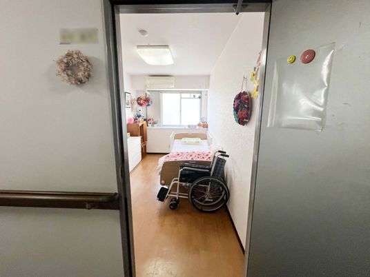 車椅子のある居室