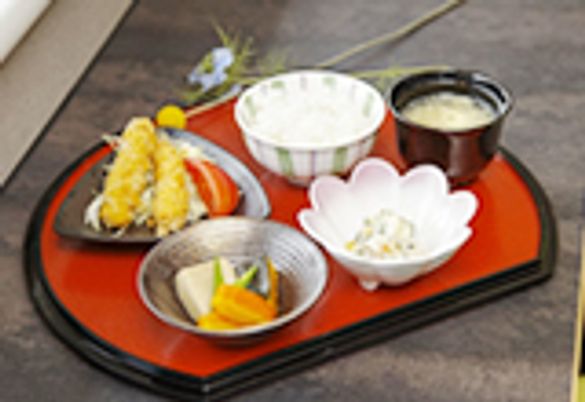 和食の盛り付け例