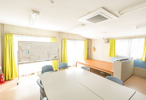 明るい多目的室
