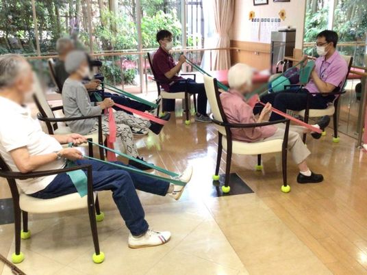 自然光の入る空間ラウンジ
