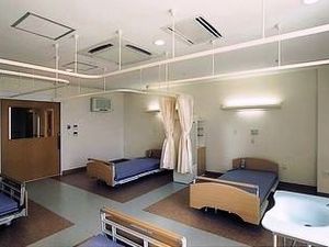 居室のベッドが並ぶ部屋  