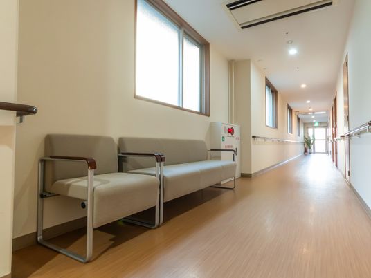 広々とした廊下