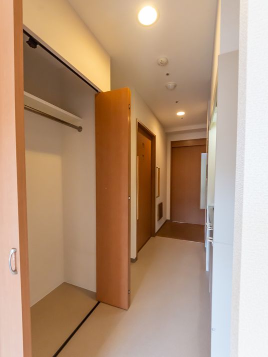 便利な収納がある廊下
