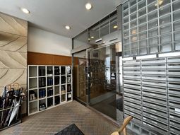 落ち着いた雰囲気の玄関