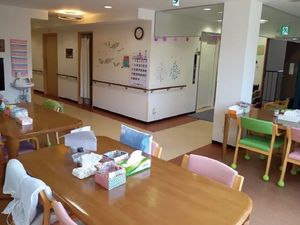 明るい食堂の共有空間  