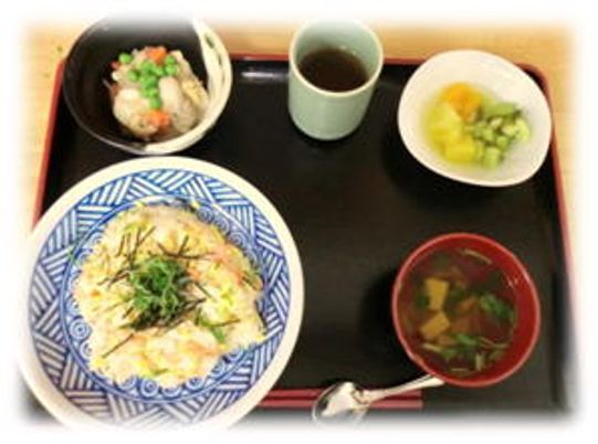 食事のお盆