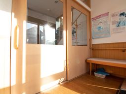 明るいエントランス