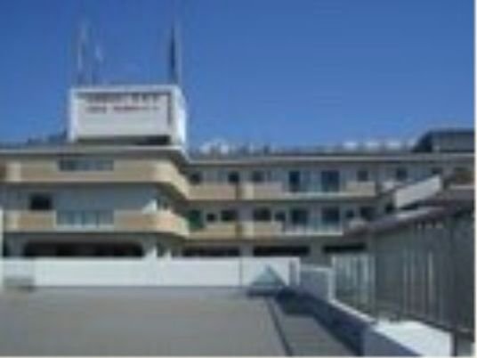 清潔感溢れる建物外観