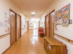 温かみのある廊下