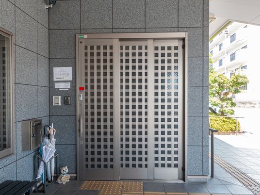 建物の入口