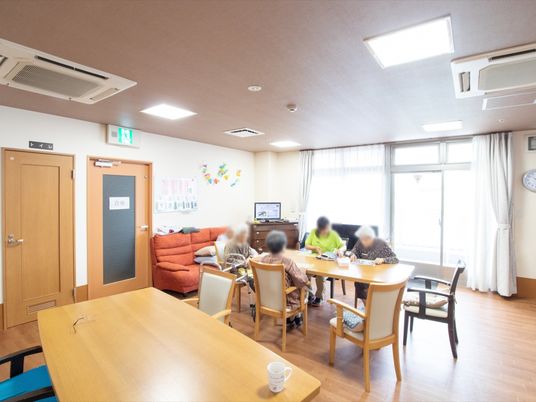 共用リビングの日常