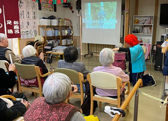 上映会の様子ラウンジ