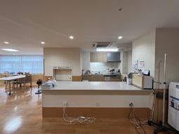 明るく広々としたキッチン