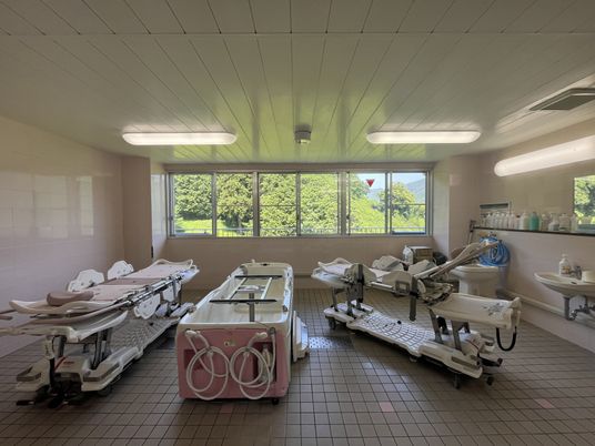 自然光が入る浴室