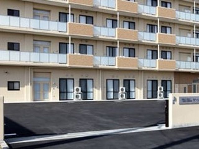 高層の建物外観 外観 高層の建物は、広々とした快適な空間を提供し、職場環境が整っています。