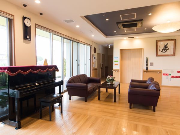 居心地の良いラウンジ部屋