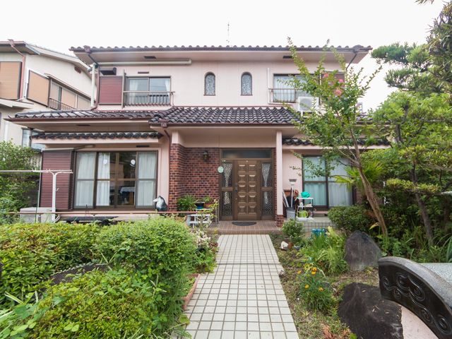 閑静な一軒家外観