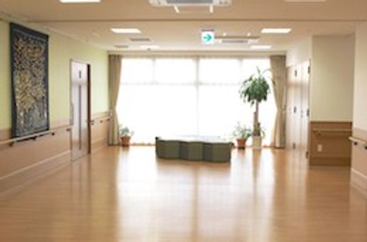 広々とした廊下
