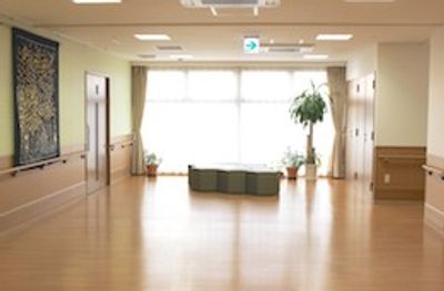 広々とした廊下