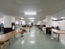 広々とした多目的室
