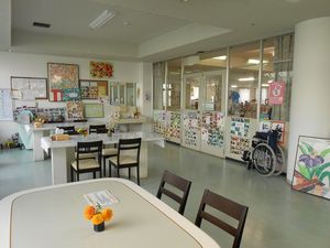 明るい多目的室