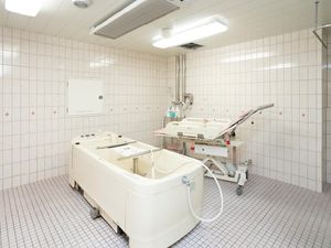 機械浴室  