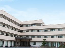 清潔感のある建物のエントランス