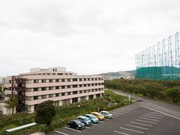 多階層建築の外観