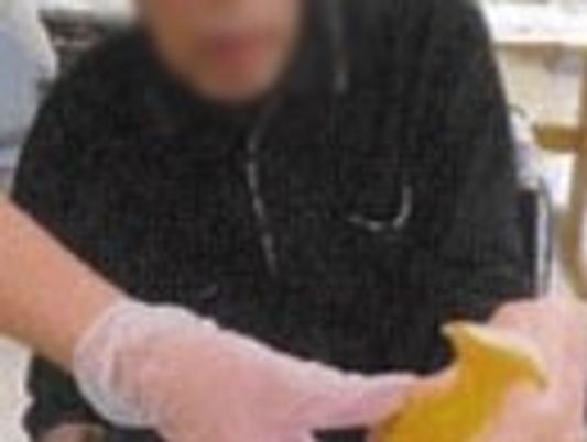 手元での作業場面