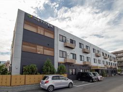 モダンな建物の外観