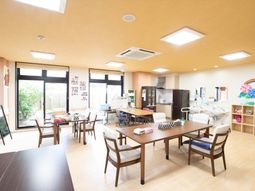 明るい多目的スペース