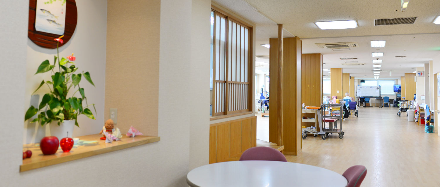 介護老人保健施設 アップル学園前の外観