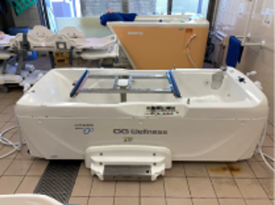 最新設備の浴室