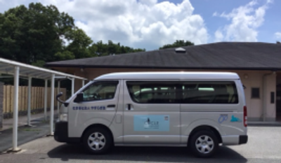 送迎車両の外観