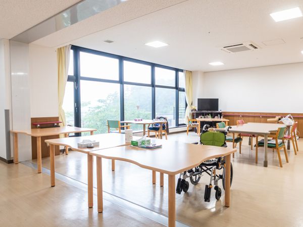 広々とした明るい室内