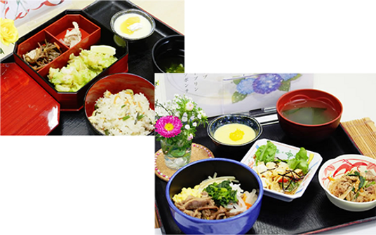 美味しそうな食事が並ぶ食堂