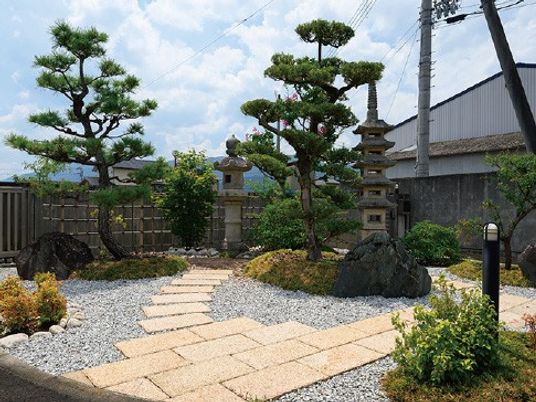 和風庭園の中庭  