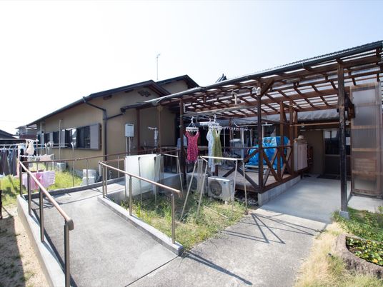 日当たり良好な屋外スペース