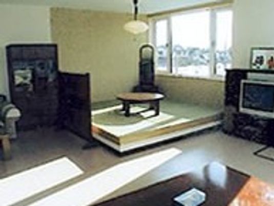 落ち着いた和室の居室