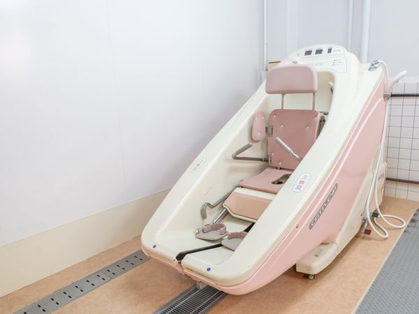 最新設備の浴室