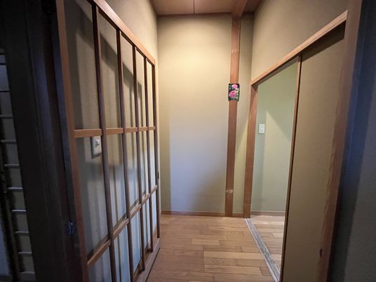 落ち着いた廊下